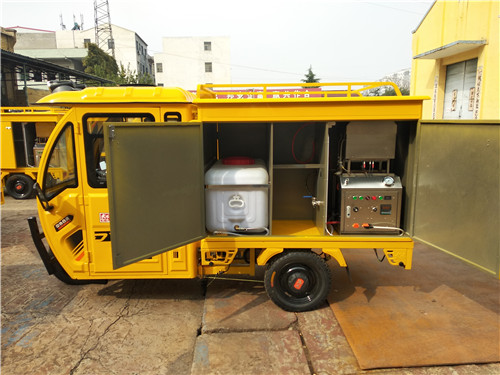 蒸汽洗車機(jī)內(nèi)部配置展示 蒸汽洗車機(jī)內(nèi)部配置展示